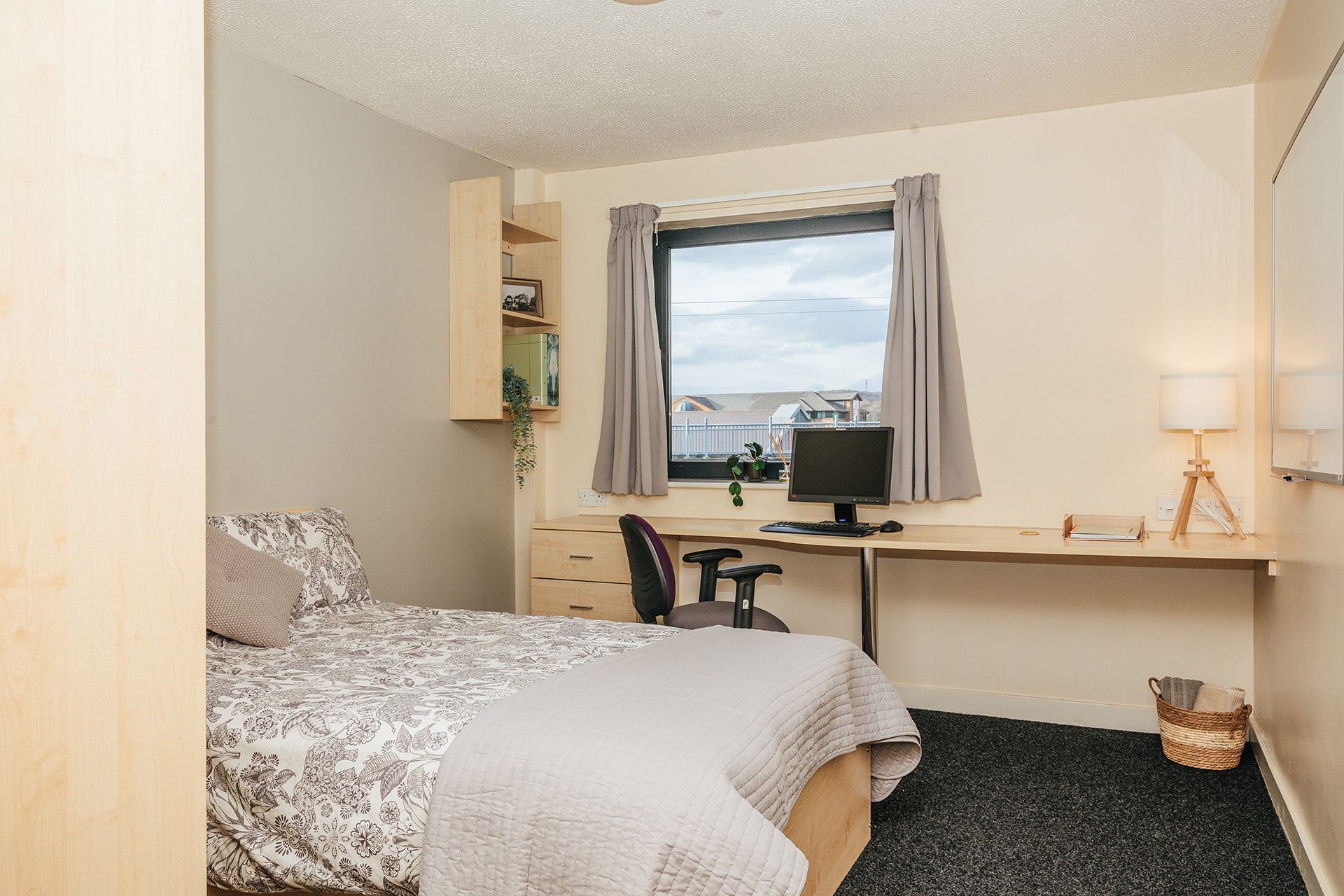 Premium Plus 5 Bed Ensuite - room